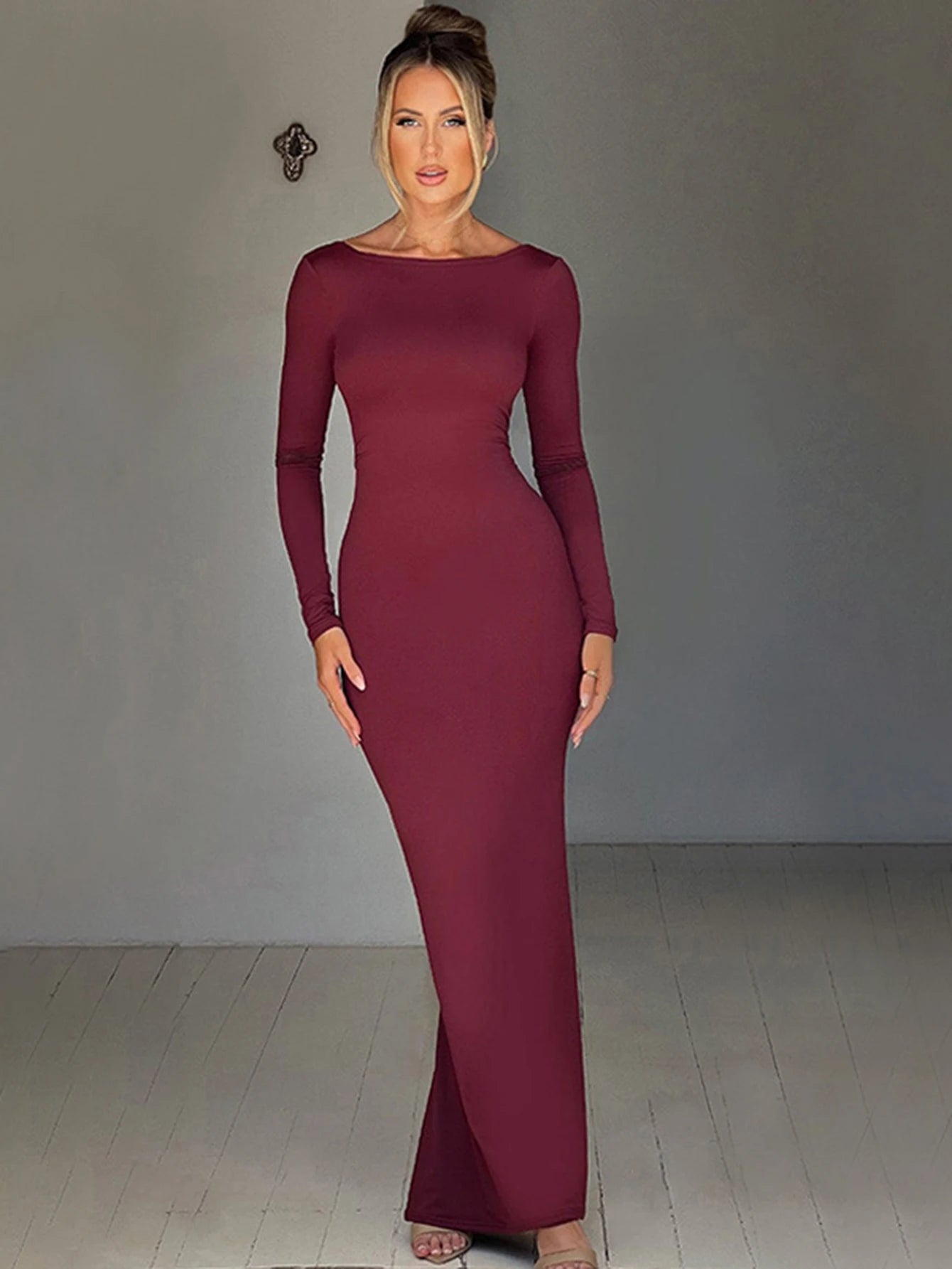 Robe dos nu